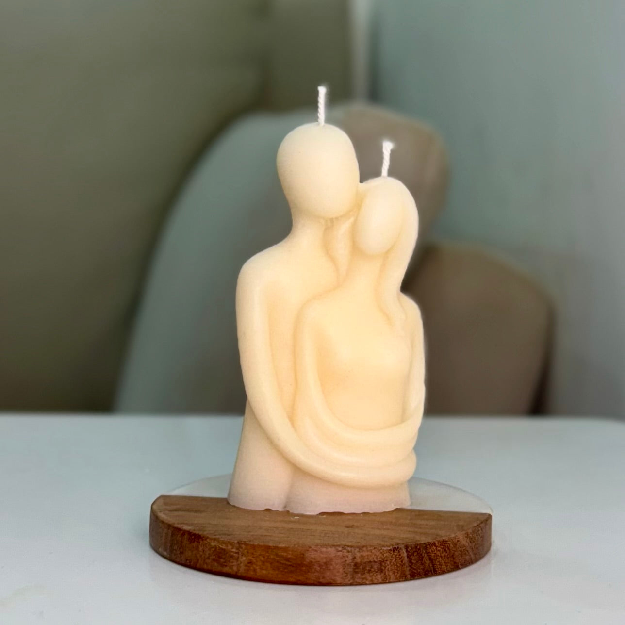 Couple Soy Wax Candle - Romantic Embrace Design