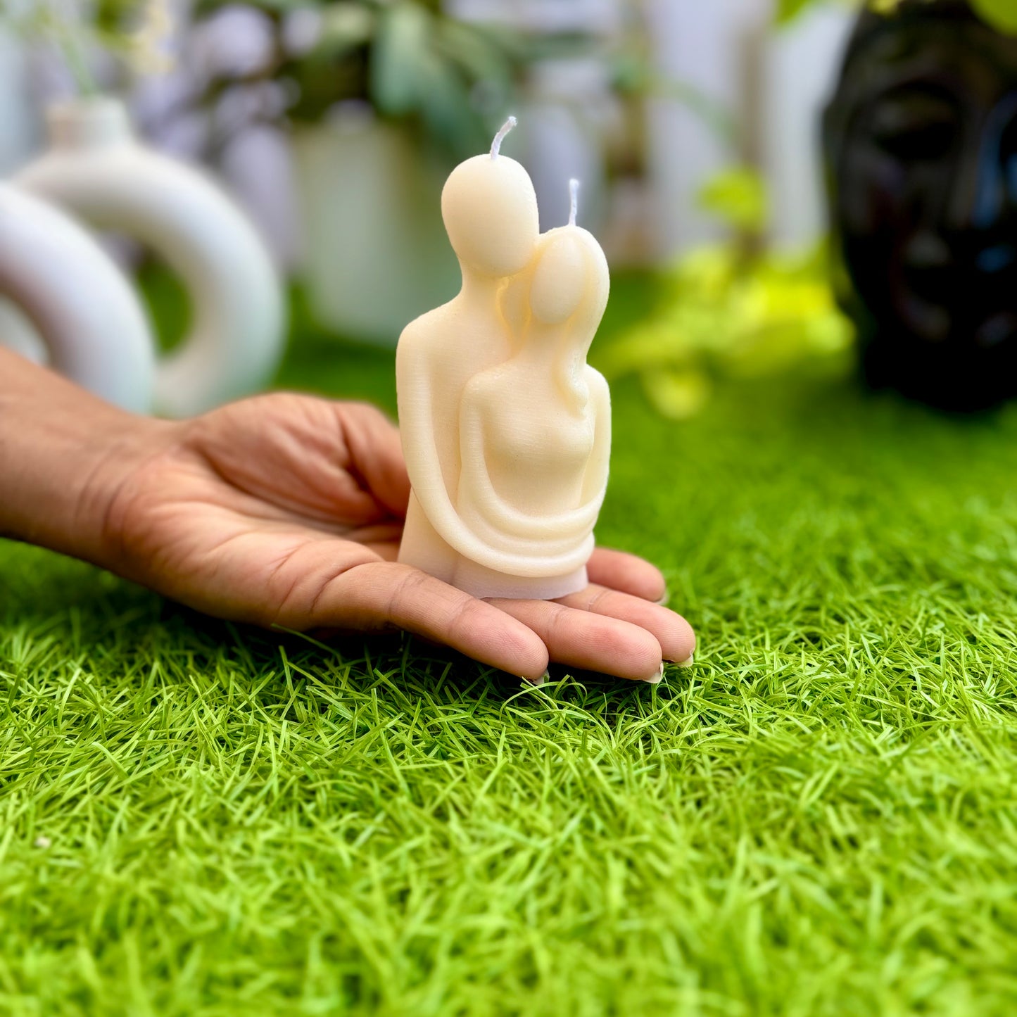 Couple Soy Wax Candle - Romantic Embrace Design